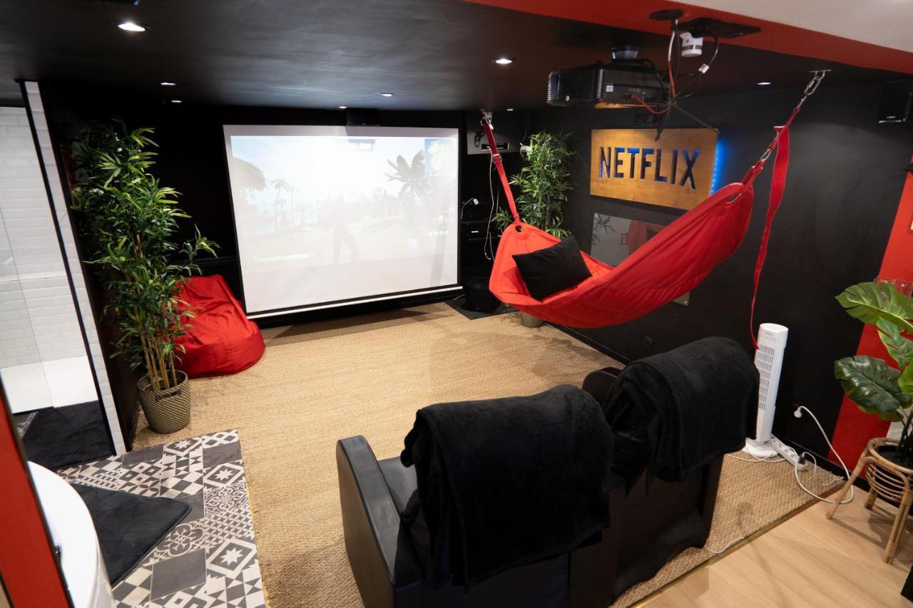 Capsule Cinema - Balneo Home Cinema Playstation 5 Valenciennes Kültér fotó