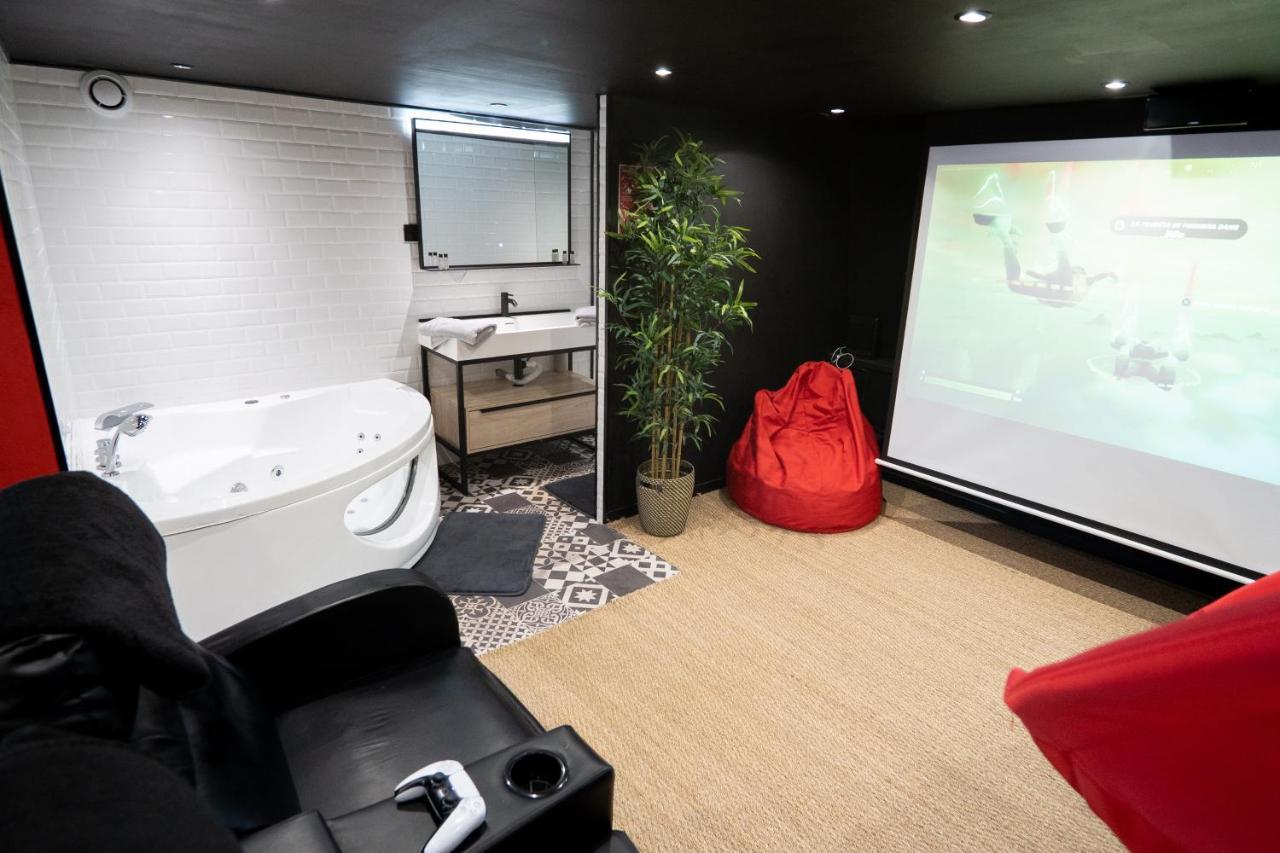 Capsule Cinema - Balneo Home Cinema Playstation 5 Valenciennes Kültér fotó